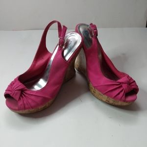 Pulse pink wedge heels with bow size 8